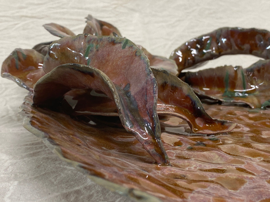 Peony tray, side view