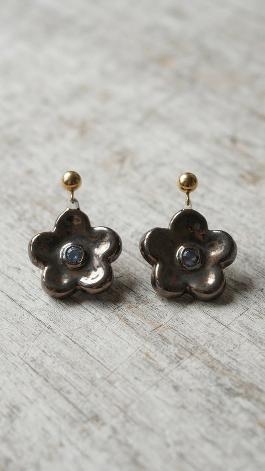 Orecchini in ceramica Fiore bronzo