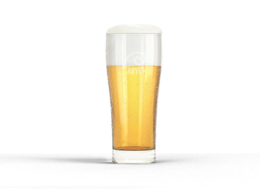 Il bicchiere Aries da 40 cl pieno di birra chiara
