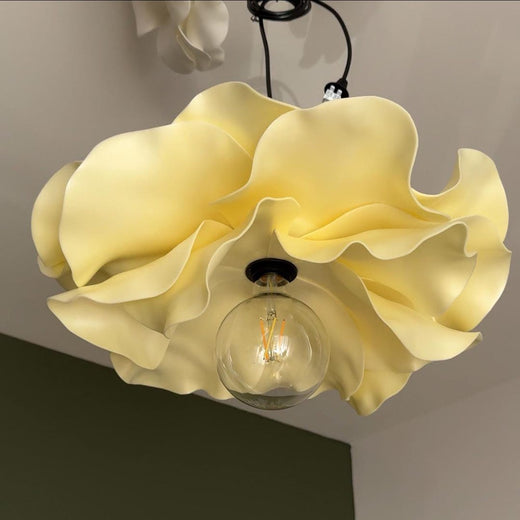 Lampadario Fiore Giallo — GlowBlooms, fatto a mano a Collesalvetti