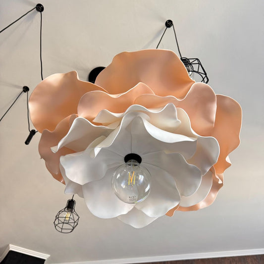 Lampadario Fiore Pesca — GlowBlooms, fatto a mano a Collesalvetti