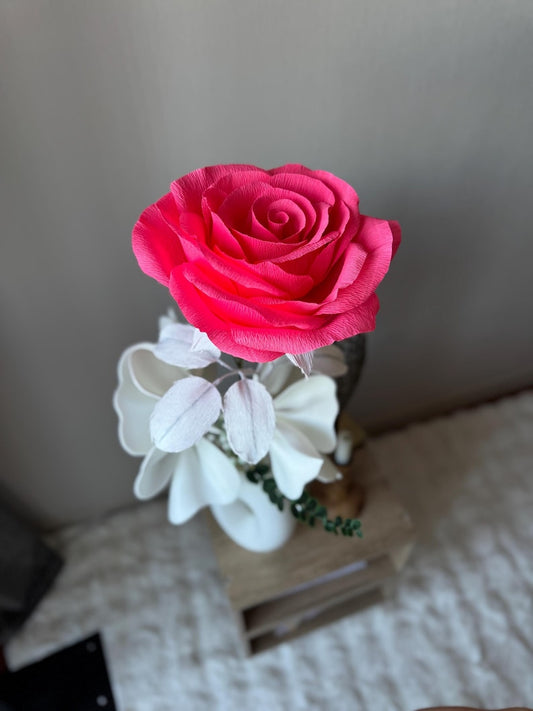 Centrotavola con Rosa in Carta — GlowBlooms, fatto a mano a Collesalvetti