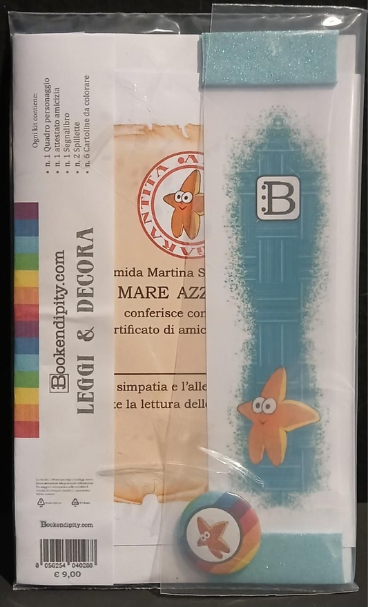 Il contenuto del kit dedicato alla Stella Marina: l'attestato di amicizia, il segnalibro e la spilletta
