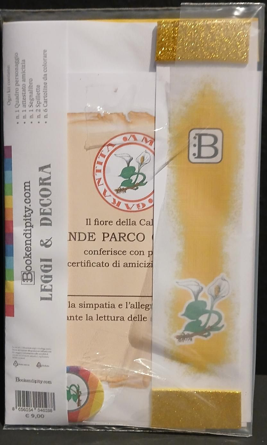 Il contenuto del kit dedicato alla Calla: l'attestato di amicizia, il segnalibro e la spilletta
