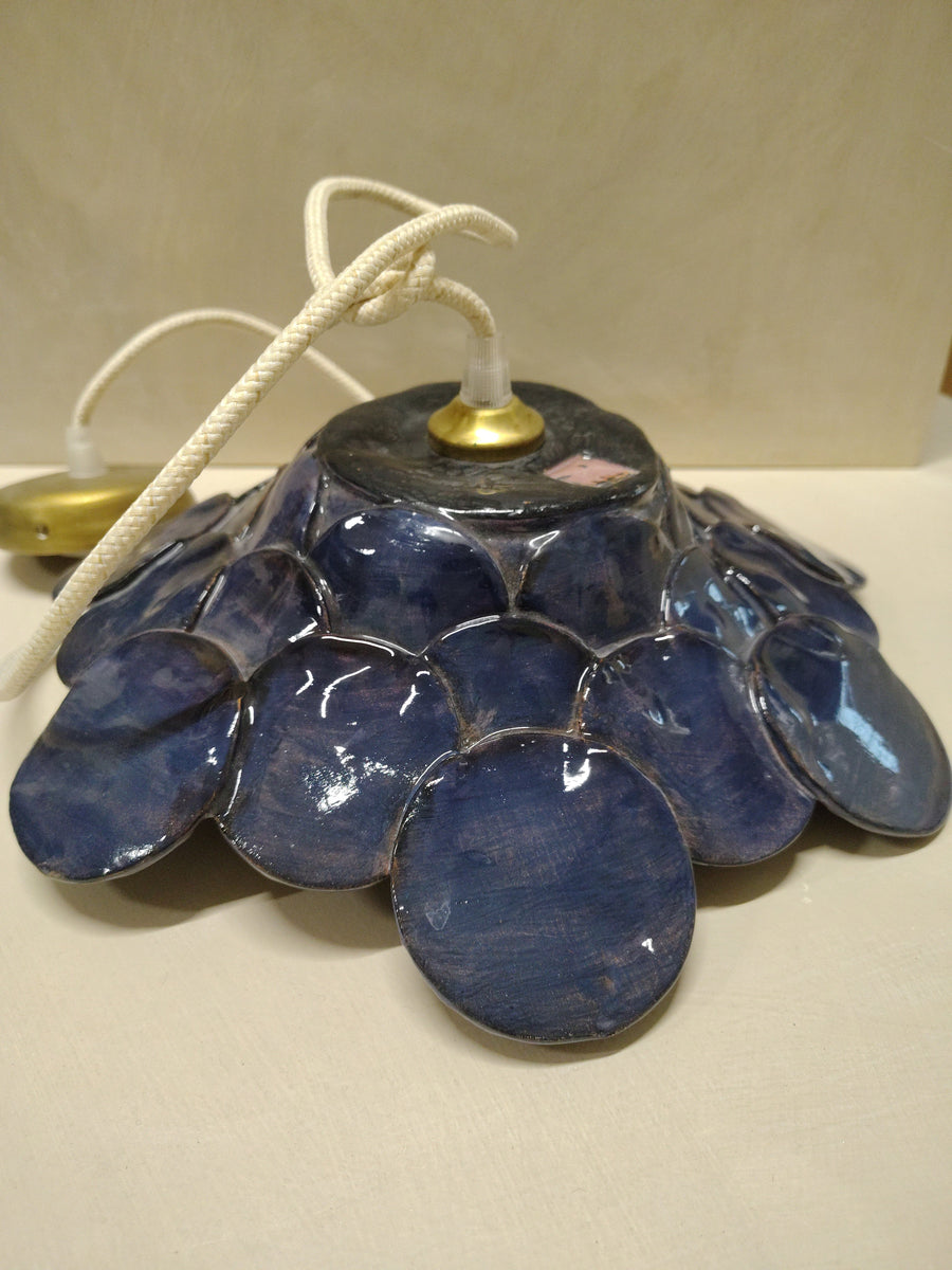 Lampada blu a pois, veduta d'insieme