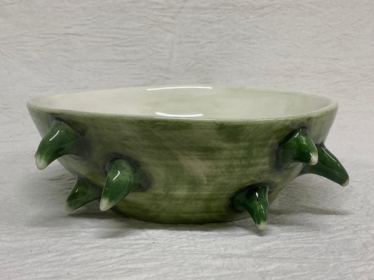 Bolo verde da 27 cm con cactus dipinti
