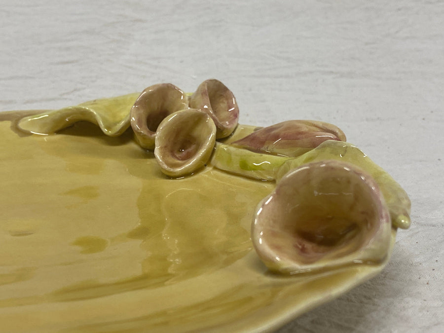 Piatto centro tavola fiori miele, dettaglio