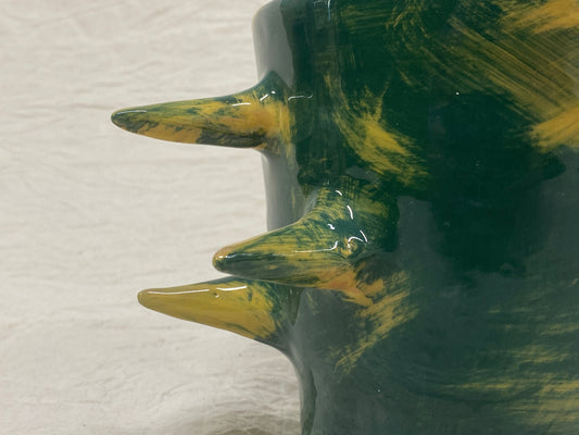 Vaso piccolo verde e giallo, dettaglio