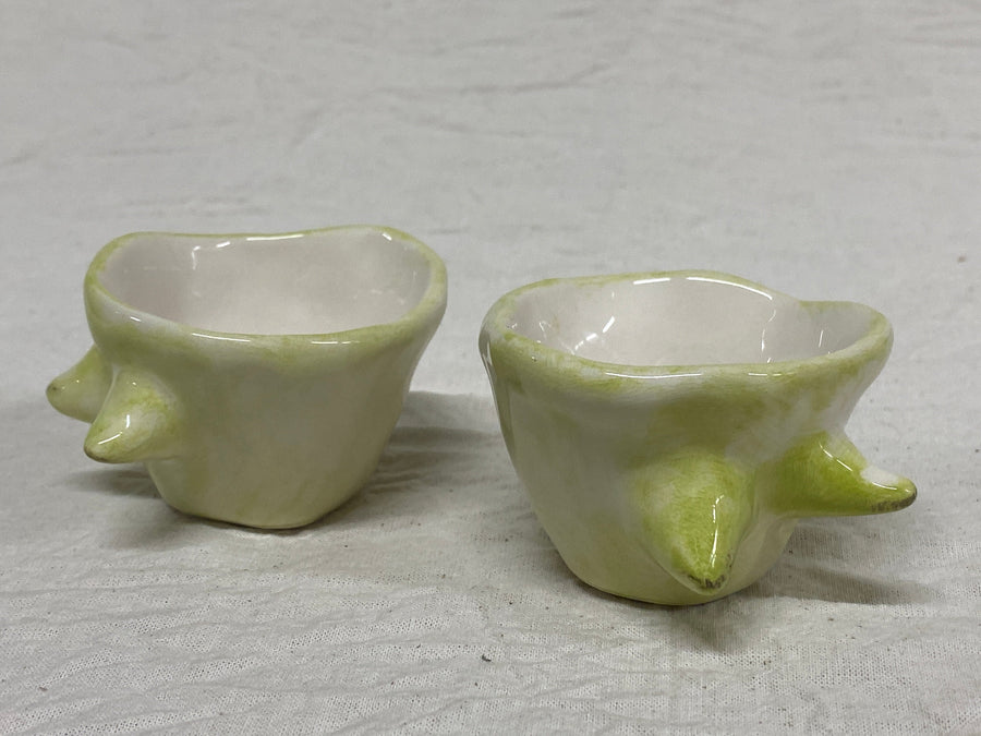 Set tazzine verde e bianco, veduta d'insieme