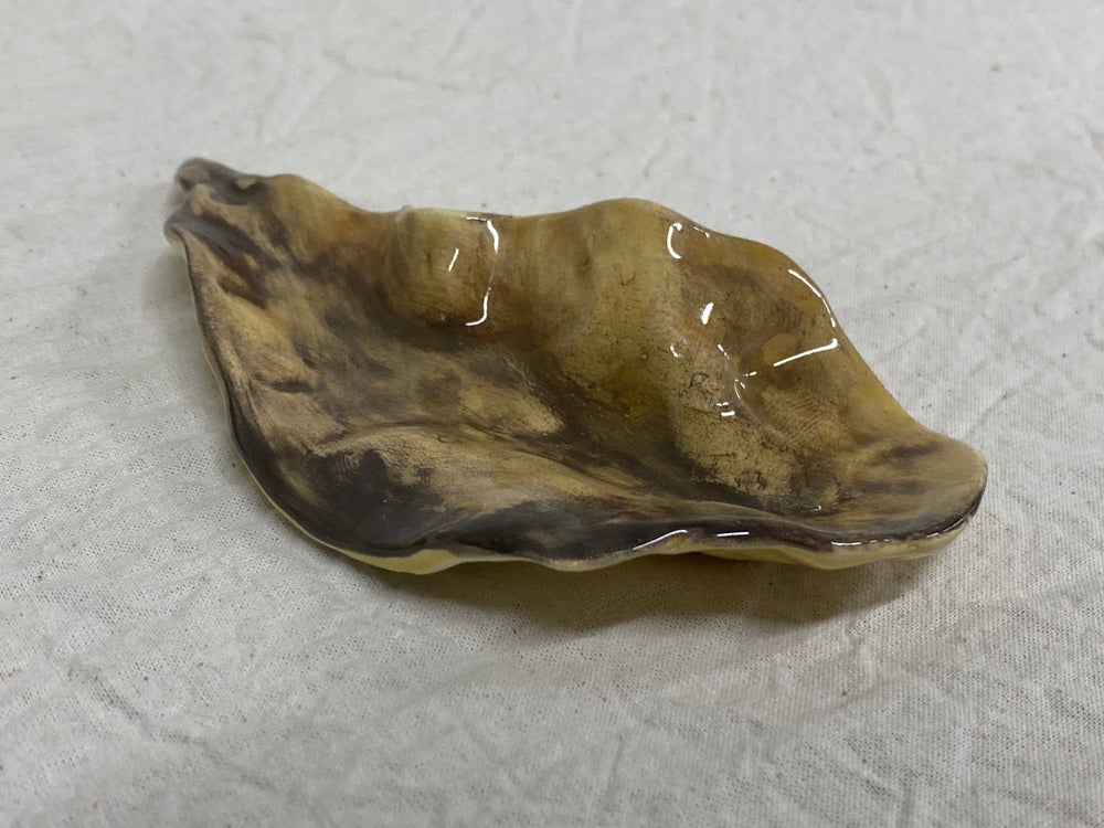 Foglia in ceramica nera