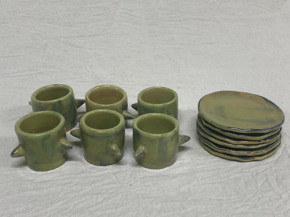 Set di sei tazzine da caffè verdi con cactus dipinti