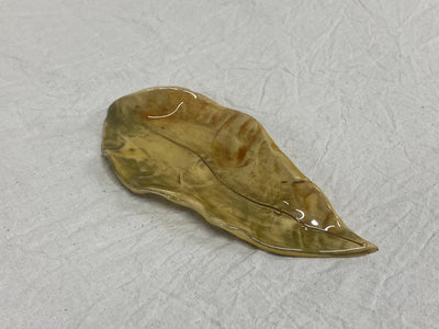 Foglia in ceramica gialla