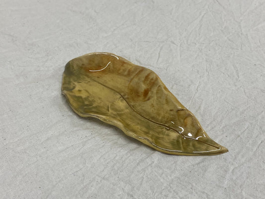 Foglia in ceramica gialla