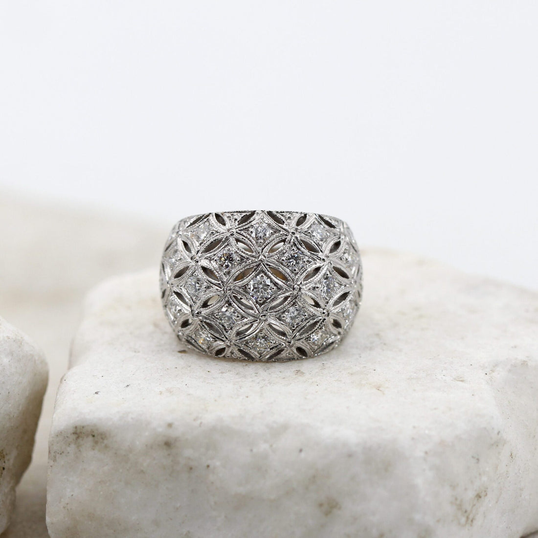 Domed white gold ring with openwork mesh and diamonds, Anna Gioielli