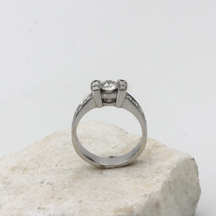 Anello solitario Traversine, il diamante centrale da ct 0,40