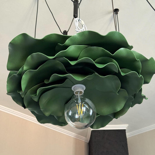 Lampadario Fiore — variante colore — GlowBlooms, fatto a mano a Collesalvetti