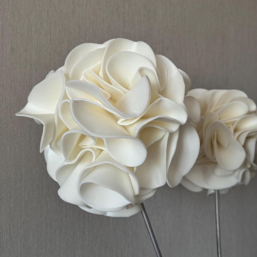 Fiori Bianchi in Vaso di Vetro — GlowBlooms, fatto a mano a Collesalvetti