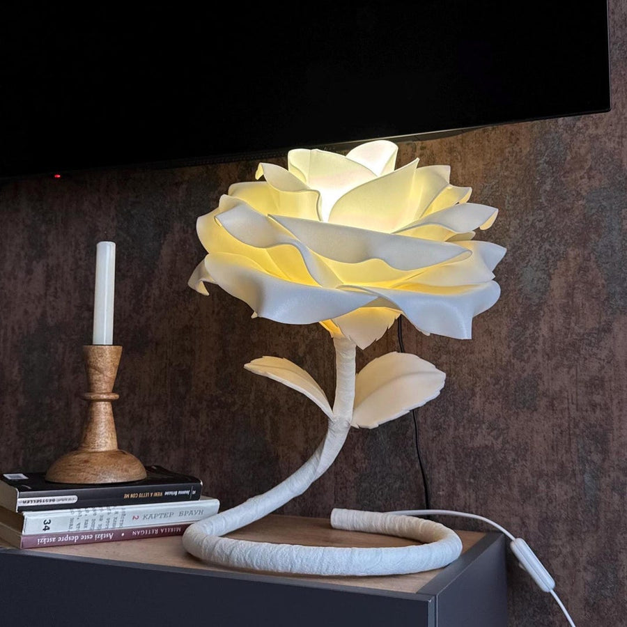 Rosa Bianca in Fiore — GlowBlooms, fatto a mano a Collesalvetti
