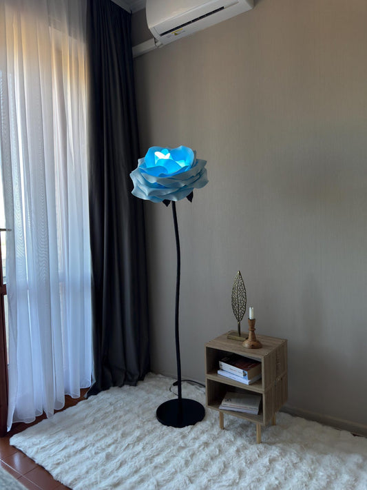 Rosa Blu da Terra — GlowBlooms, fatto a mano a Collesalvetti
