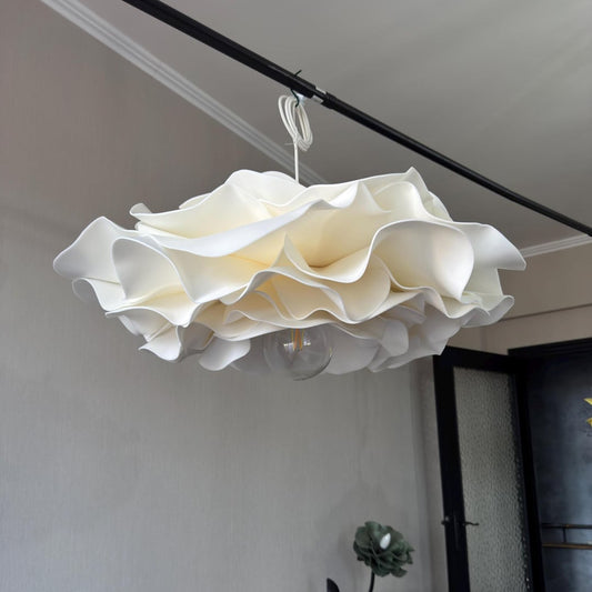 Lampadario Fiore Bianco — grande — GlowBlooms, fatto a mano a Collesalvetti