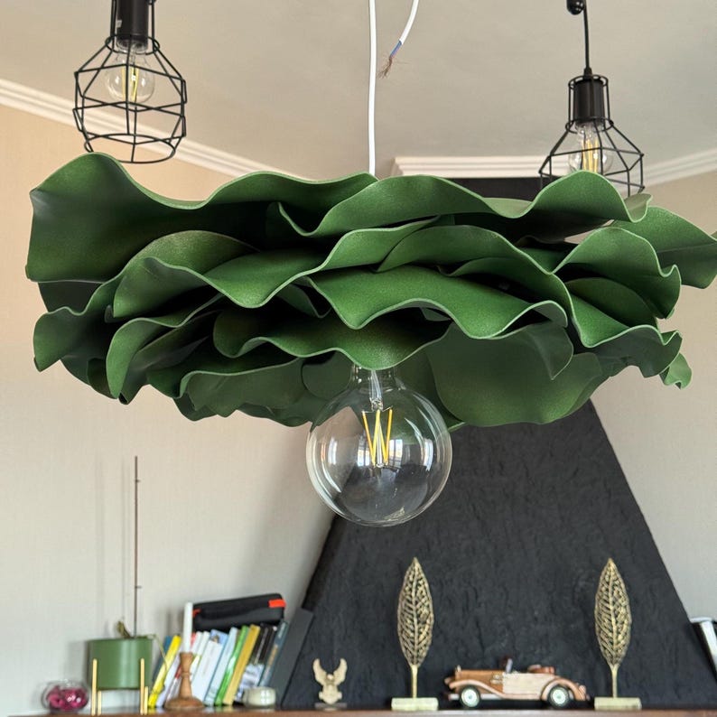 Lampadario Fiore — variante colore — GlowBlooms, fatto a mano a Collesalvetti