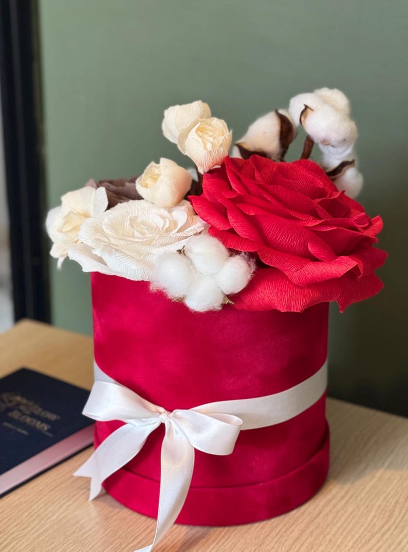 Flower box in velluto — GlowBlooms, fatto a mano a Collesalvetti