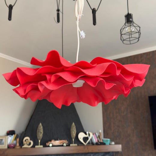 Lampadario Fiore Rosso — GlowBlooms, fatto a mano a Collesalvetti