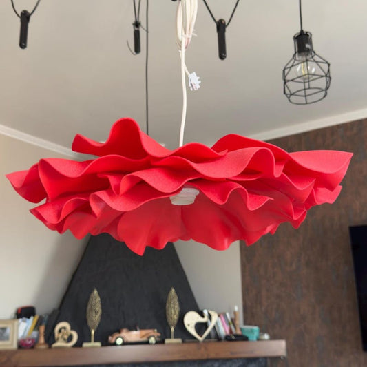 Lampadario Fiore Rosso — GlowBlooms, fatto a mano a Collesalvetti