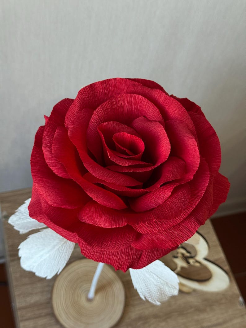 Rosa in Carta Crespa — GlowBlooms, fatto a mano a Collesalvetti