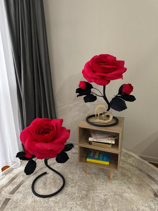 Rosa Fucsia in Carta Crespa — GlowBlooms, fatto a mano a Collesalvetti