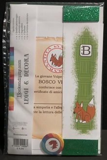 Il contenuto del kit dedicato alla Volpe: l'attestato di amicizia, il segnalibro e la spilletta