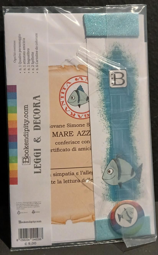 Il contenuto del kit dedicato al Sarago: l'attestato di amicizia, il segnalibro e la spilletta