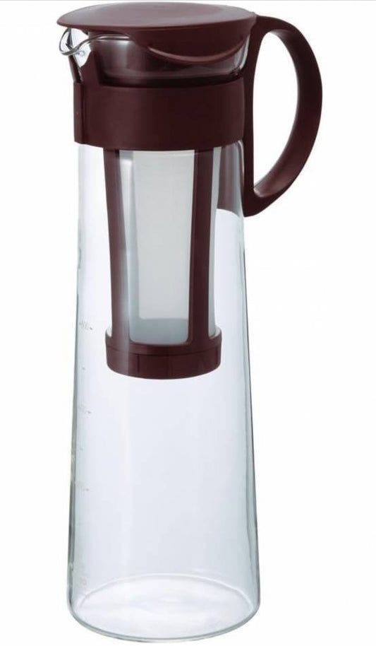 La bottiglia Hario per il cold brew, vuota, con il filtro montato nel collo