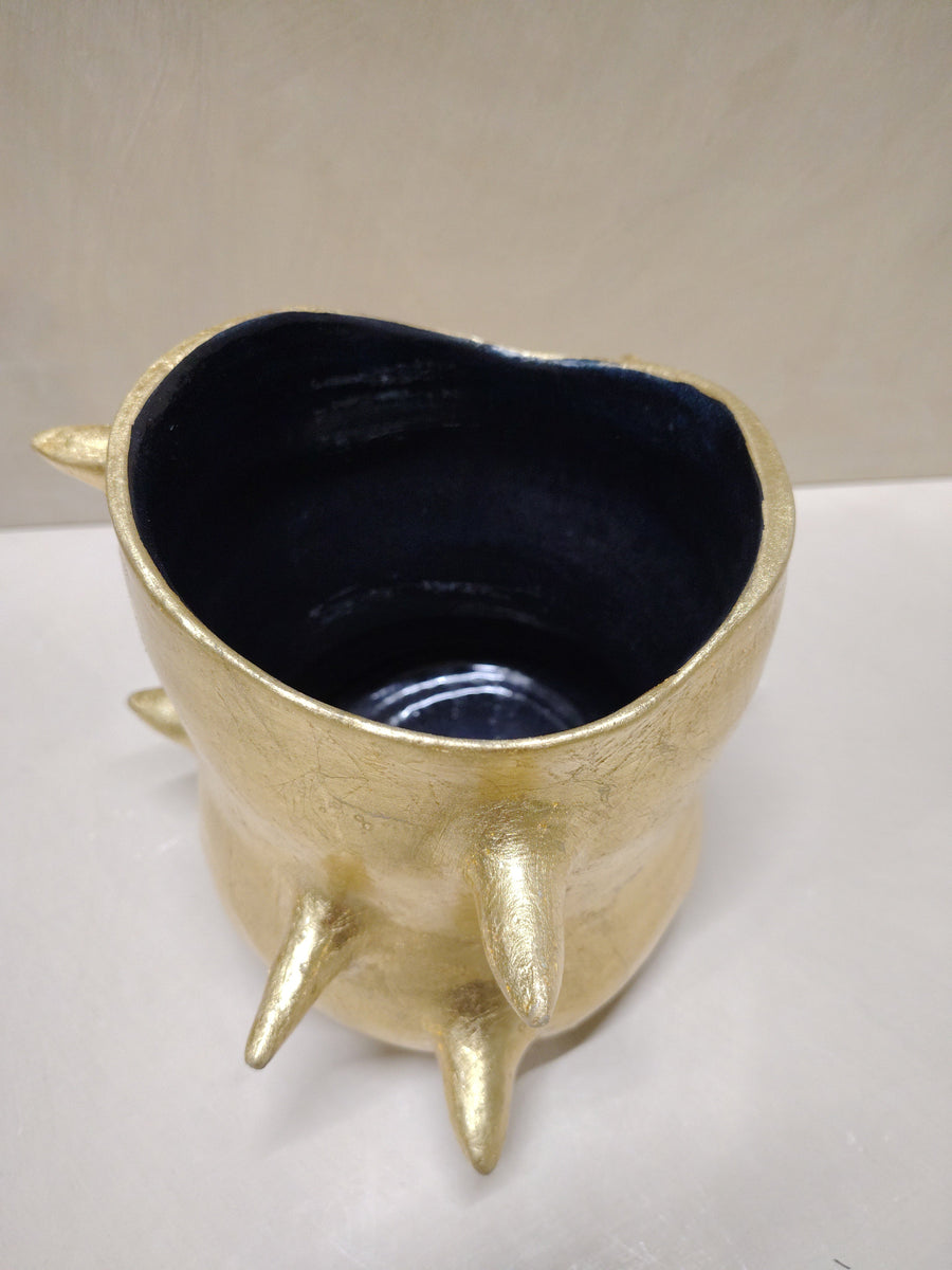 Vaso oro, dettaglio dei cactus dipinti a mano